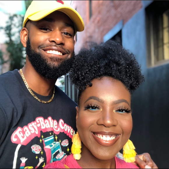 Meet Your Posher, Alexis 🌸 - Picture 10 of 12